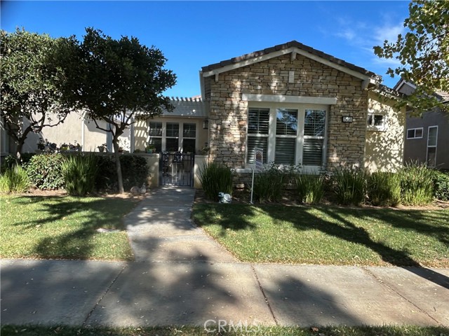 Photo of 1564 Four Seasons