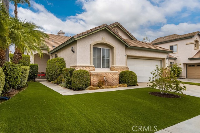 Property photo of 3527 E Barrington DR