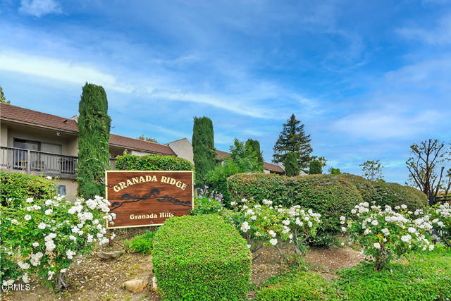 Property photo of 15550 Crestview LN