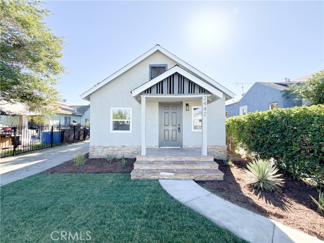 Property photo of 2442 E 114th ST