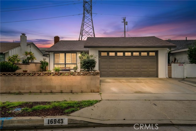 Photo of 16943 S Denver