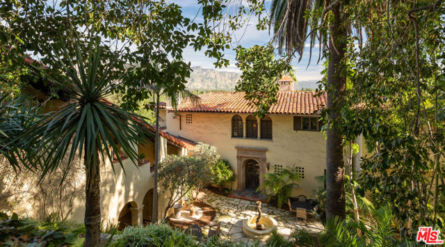 Property photo of 200 Fern DR