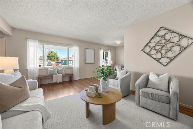 Property photo of 1836 W Southgate