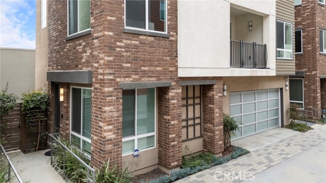 Property photo of 809 Brickyard LN