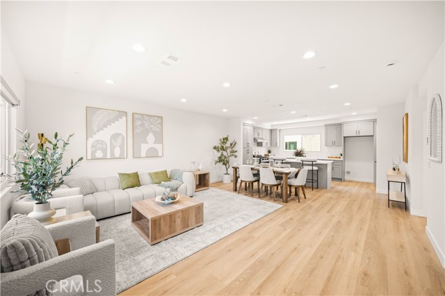 Photo of 7692 9th St