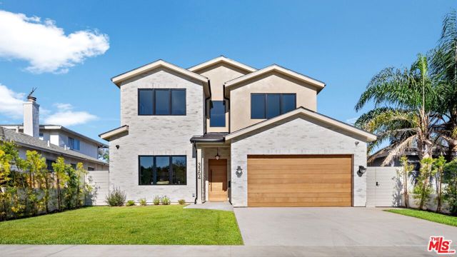 Property photo of 3364 Redwood AV