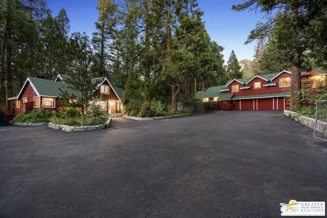 Property photo of 54520 S CIRCLE DR