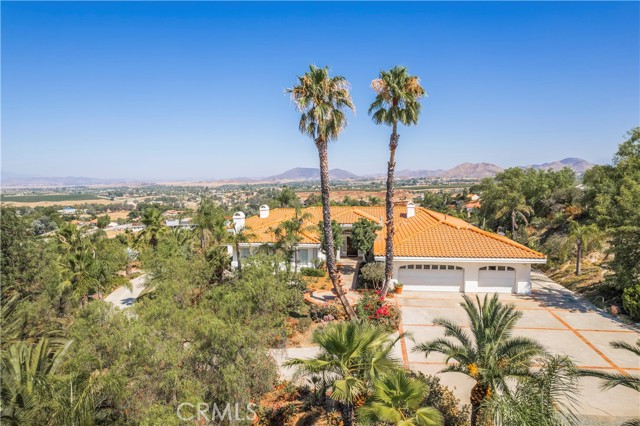 Property photo of 40954 Parado Del Sol DR