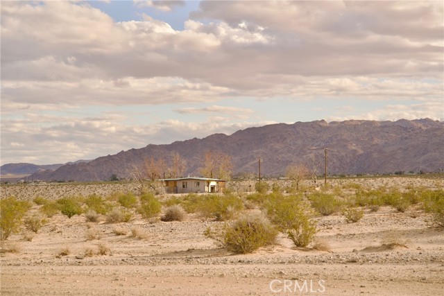 Property photo of 71776 Cove View RD