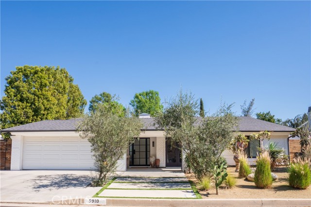 Property photo of 5910 Pat AV