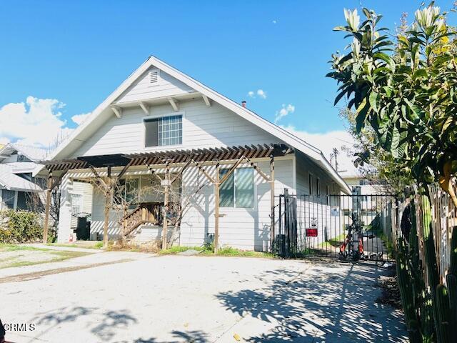 Property photo of 1716 Arlington AV