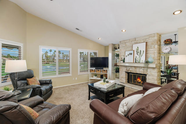 Property photo of 76624 Morocco RD