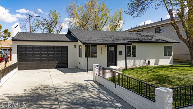 Property photo of 38610 4th ST
