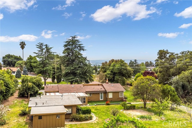 Property photo of 9249 Avenida Miravilla