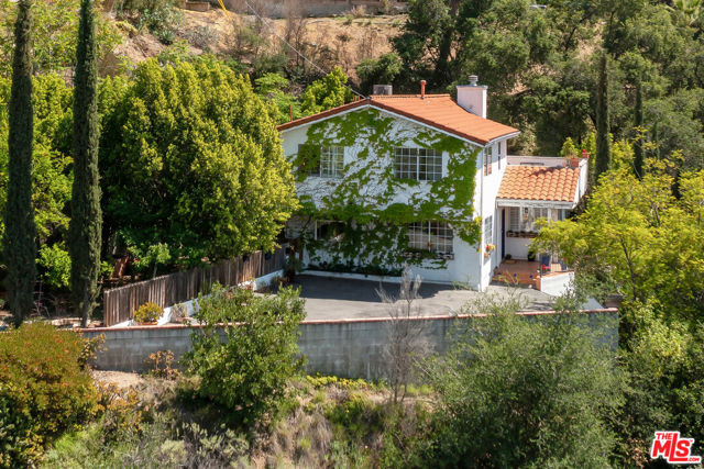 Property photo of 9732 Rotta AV