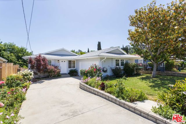 Property photo of 122 Electric AV