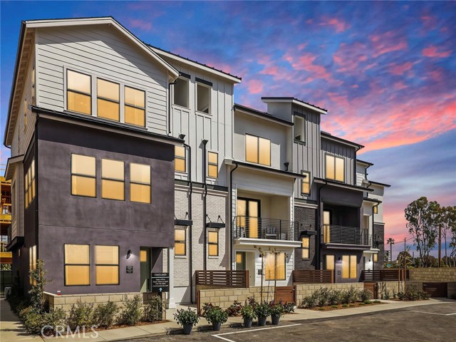 Photo of 19071 Main St