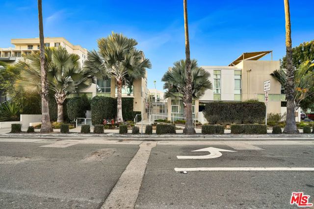 Property photo of 125 Pacific ST