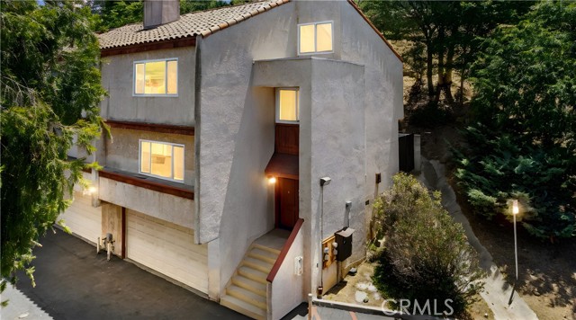 Property photo of 1076 S Garfield AV