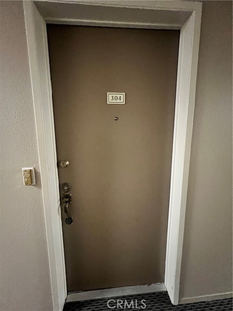 Property photo of 525 N Sycamore AV