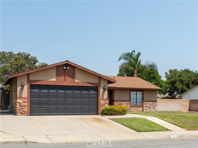 Property photo of 7535 Sultana Avenue