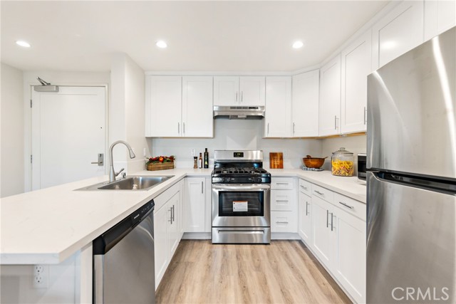 Property photo of 419 N Chandler AV