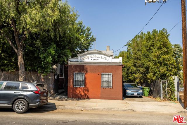 Property photo of 1418 Pleasant AV
