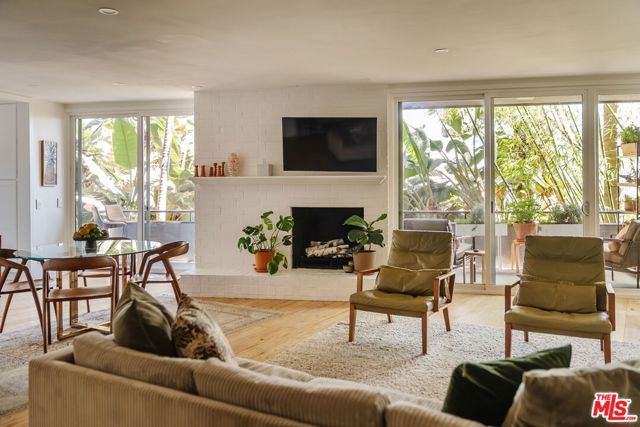 Property photo of 8401 Fountain AV