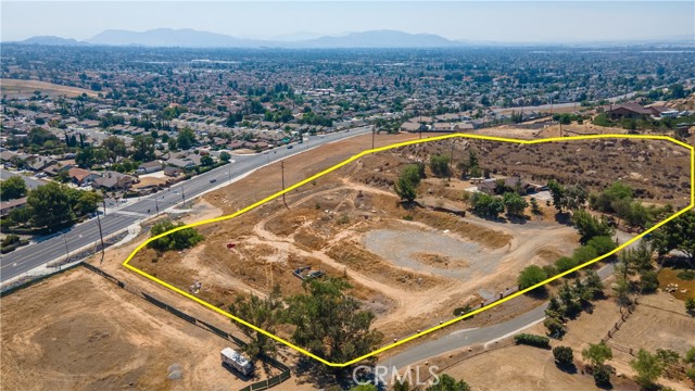 Property photo of 11455 Pigeon Pass RD