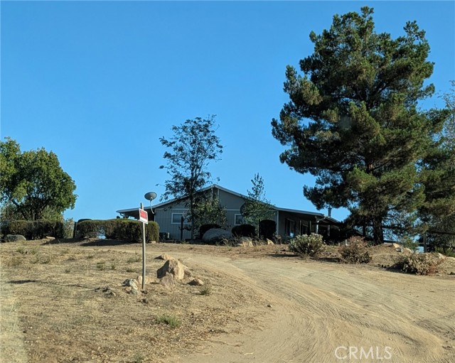 Property photo of 35780 Arendt LN