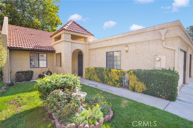 Property photo of 19127 Elm DR