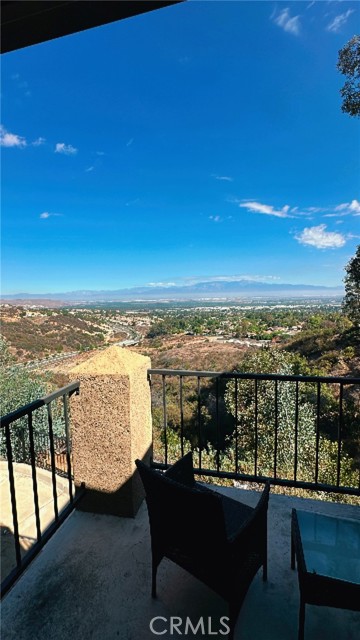 Property photo of 2568 Avenida Del Vista
