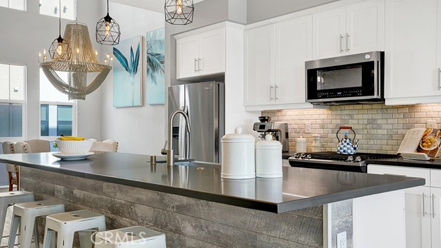 Photo of 1650 Topanga