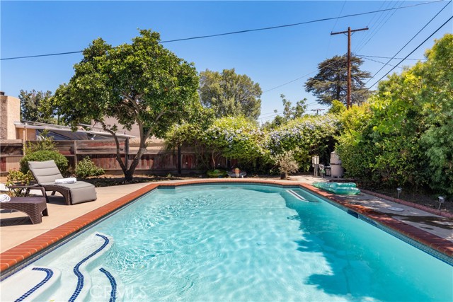Property photo of 6535 Mary Ellen AV