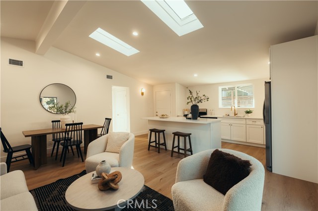 Property photo of 13670 Garrick AV
