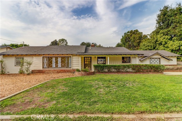 Property photo of 1435 Hacienda RD