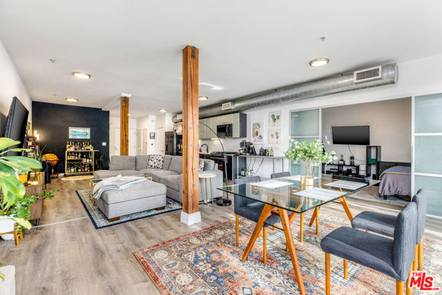 Property photo of 4215 Glencoe AV