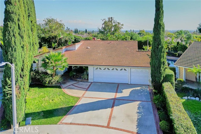 Property photo of 2504 Royale PL