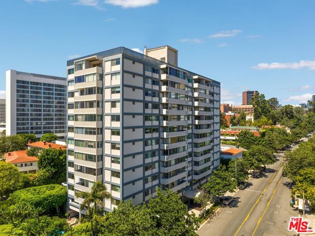 Property photo of 969 Hilgard AV