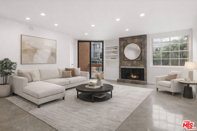 Property photo of 740 N Kings RD