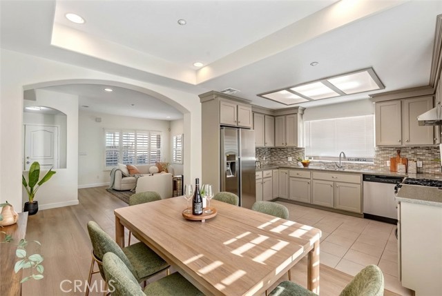 Photo of 442 S Sefton