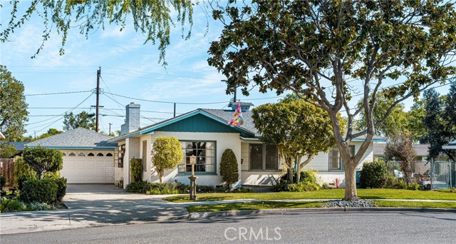 Property photo of 568 S Grove AV