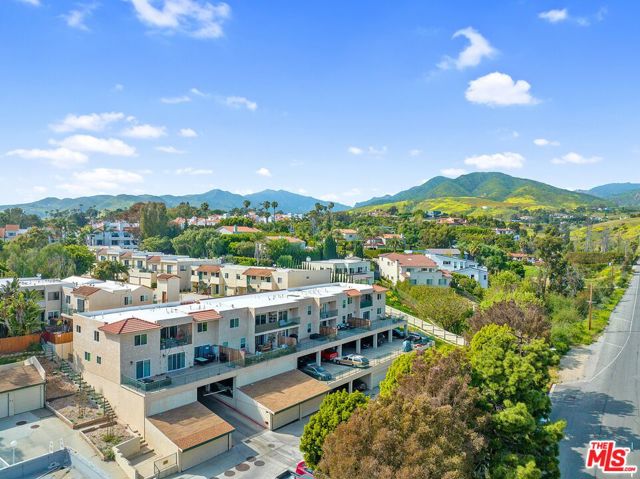Property photo of 6451 Kanan Dume RD