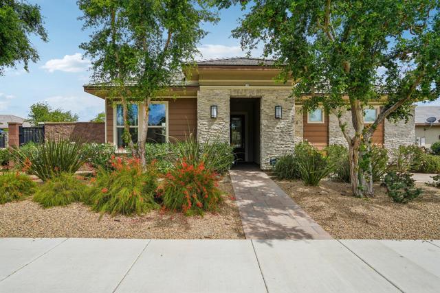 Property photo of 82712 Woodcreek CT