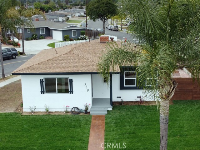 Property photo of 619 W Chapman AV