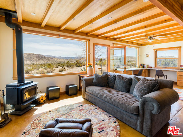 Property photo of 60229 Scotts Glen RD