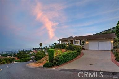 Property photo of 2978 Crownview DR