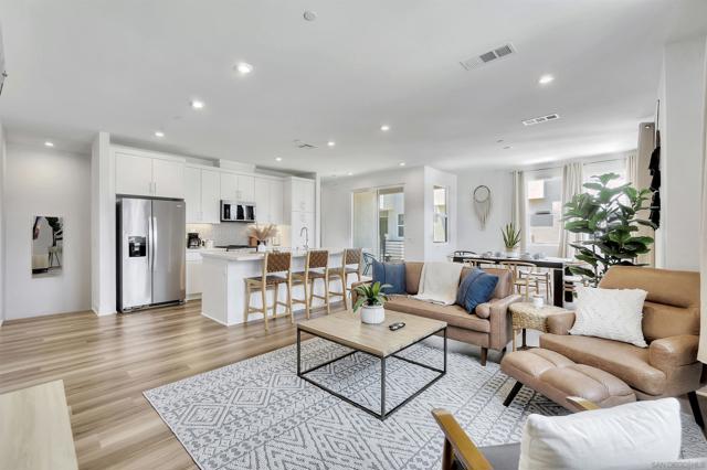 Property photo of 1531 W Bushell