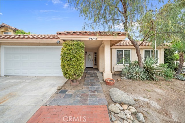 Property photo of 32465 Beechwood LN