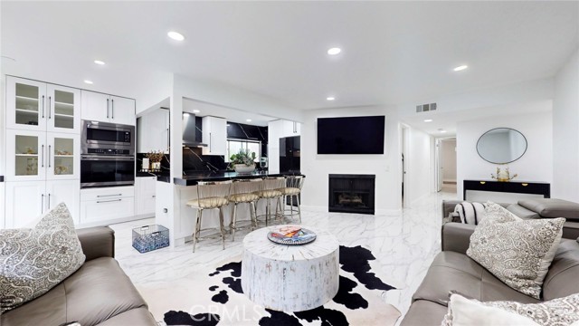 Property photo of 4632 Park Granada